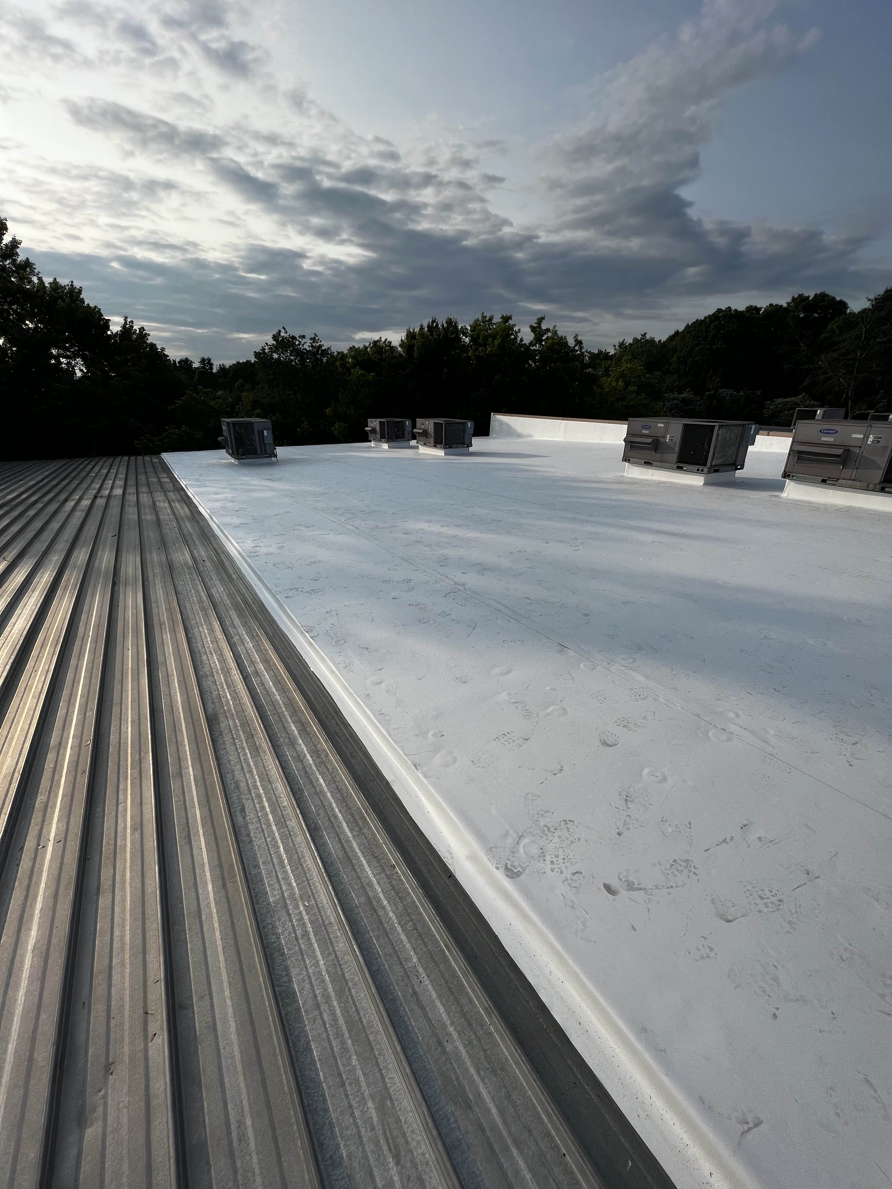 Commercial metal roofing project